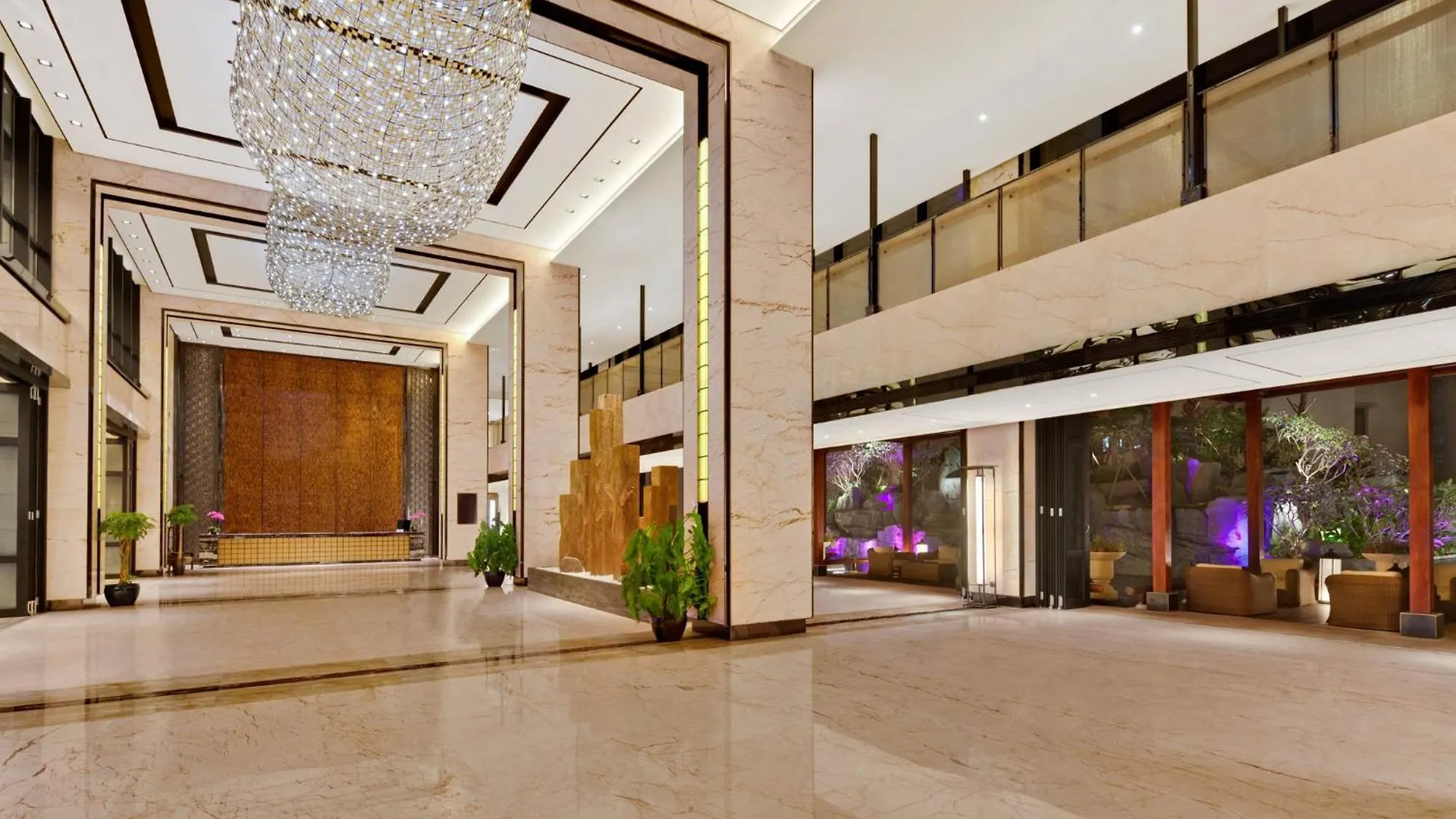 Crowne Plaza Sanya City Center By Ihg