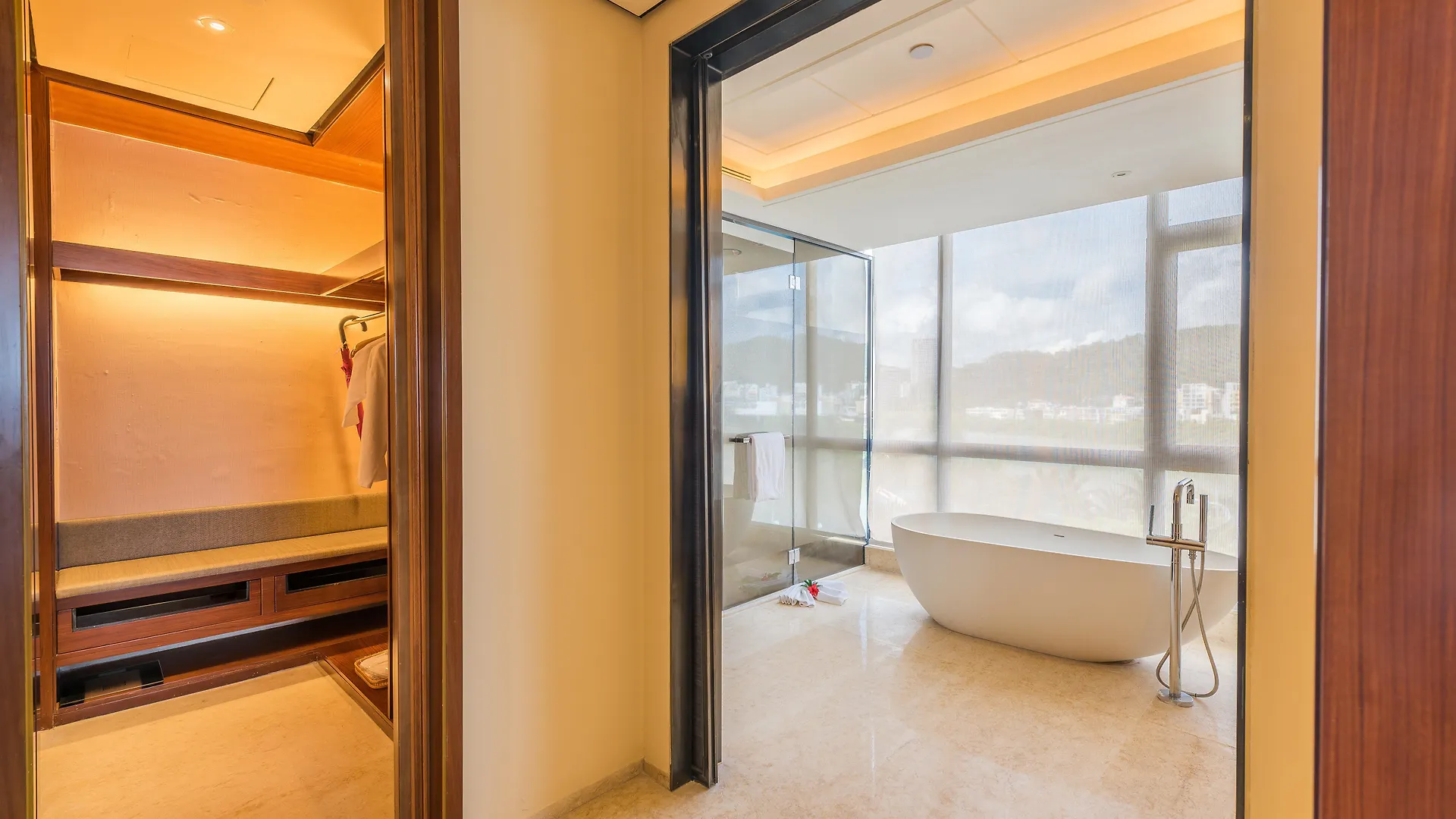 Crowne Plaza Sanya City Center By Ihg China