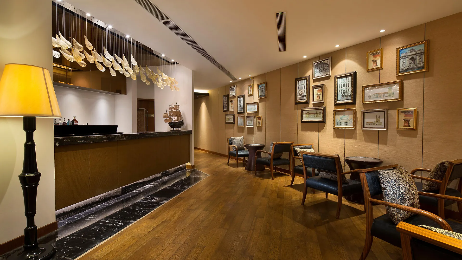 ***** Resort Crowne Plaza Sanya City Center By Ihg China